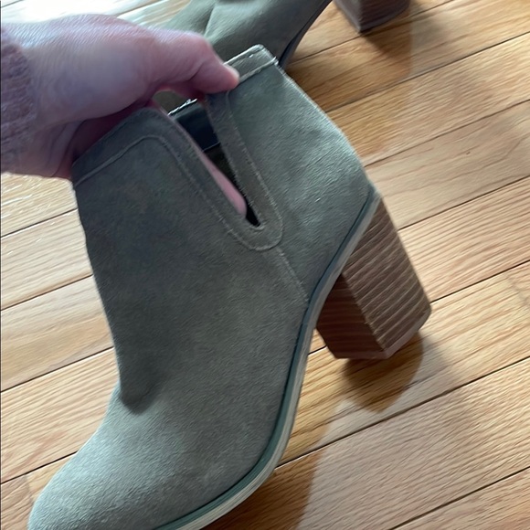 Urban outfitters Women's Suede Ankle Boots 9 - Picture 4 of 8